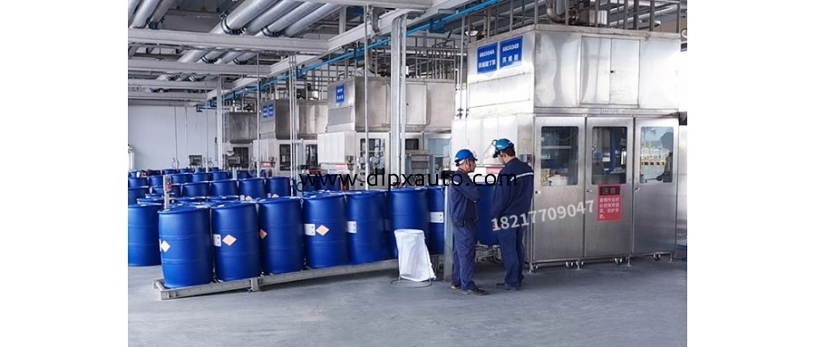 180L液體肥料緊湊型灌裝機(jī)